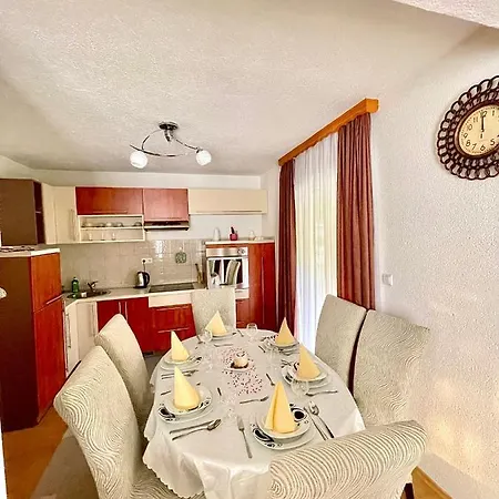 Apartment Unique